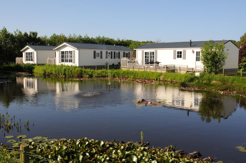 Vakantiepark Dennenoord Ден-Бург Номер фото